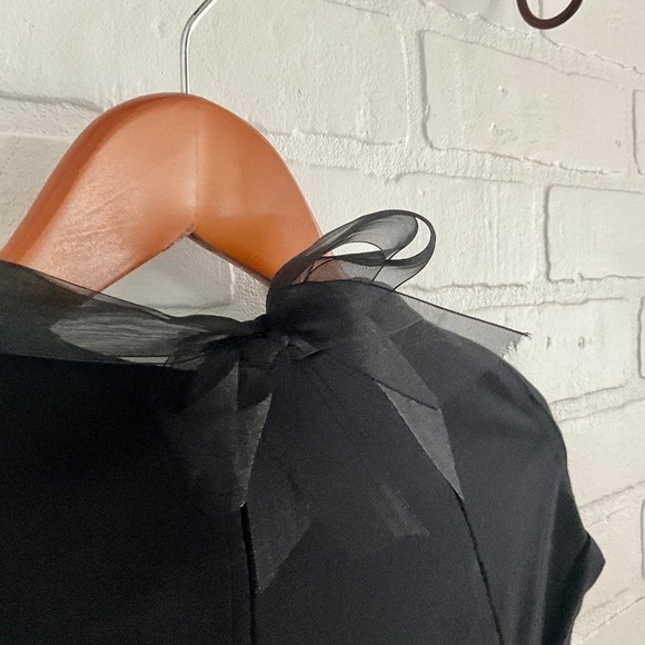 Tenax Mini dress LBD Bow embellished black Ruched Jewel Cap sleeve M - Picture 4 of 15